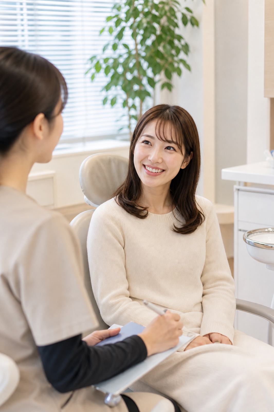 笑気麻酔について相談する患者さんのイメージ