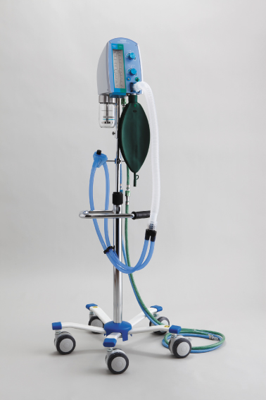 笑気吸入鎮静器